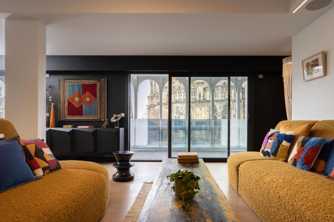 Les Suites 7 Anges - Parking, Vue Cathedrale & Centre Historique Reims Exterior foto